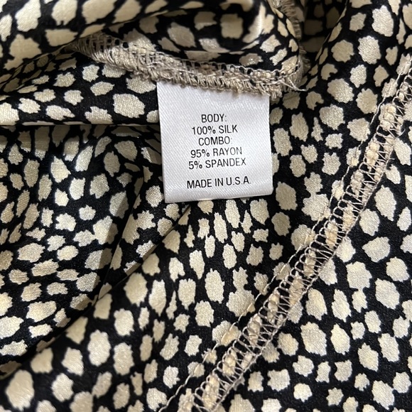 LOLA & SOPHIE Silk Pattern Dress - Picture 7 of 8